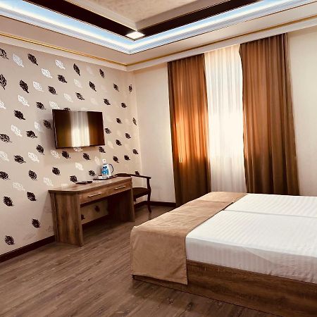 Grand Art Premium Hotel Tashkent Bagian luar foto