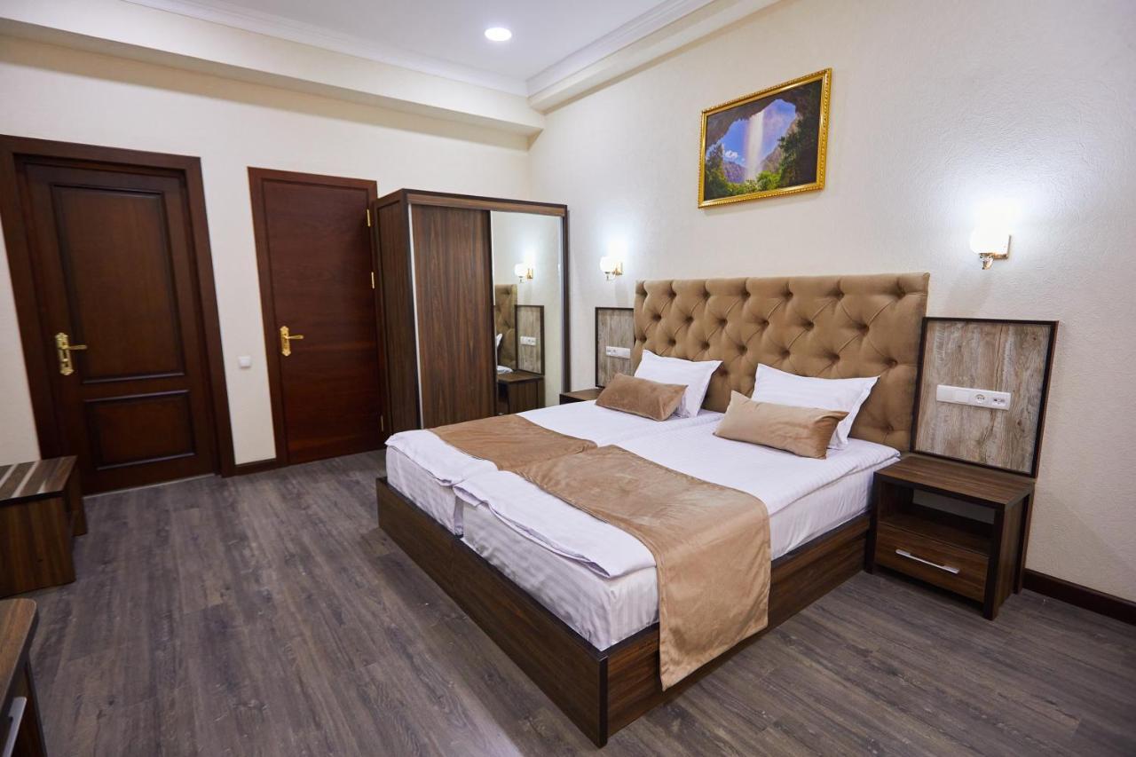 Grand Art Premium Hotel Tashkent Bagian luar foto