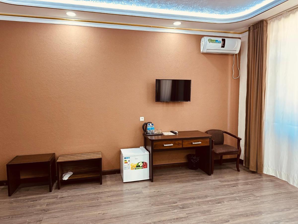 Grand Art Premium Hotel Tashkent Bagian luar foto